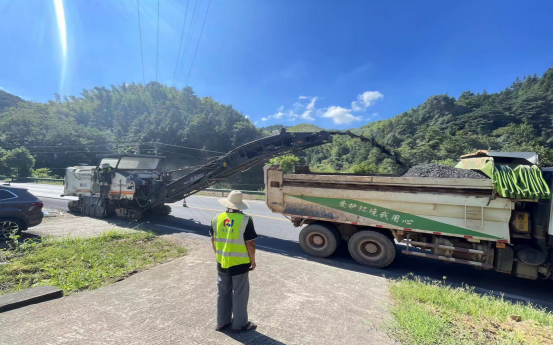 熱烈祝賀湖南交建淥口區(qū)2022年第二批國(guó)省道路面提質(zhì)改造工程開工